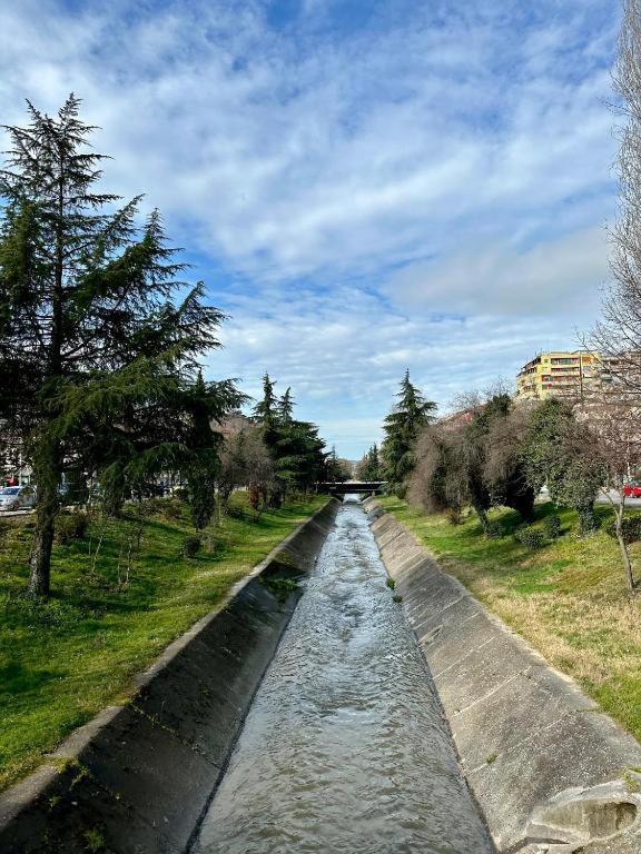 Mia Lake Apartament Tirana Zewnętrze zdjęcie
